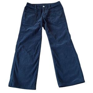 The North Face black corduroy wide leg pants size 4